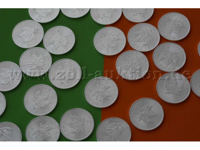 100 Münzen aus
Silber 999,9/-
5 Dollar Kanada