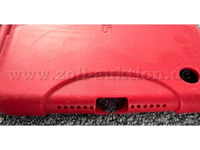 eingerissene Schutzhülle