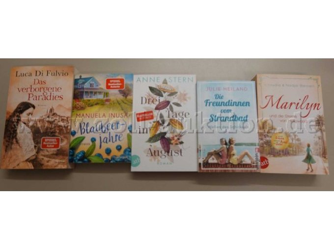 Konvolut aus 10 Büchern,
Teilansicht von 5 Büchern