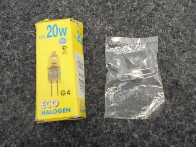 1 ECO Halogen-Birne in Plastiverpackung mit Originalkarton