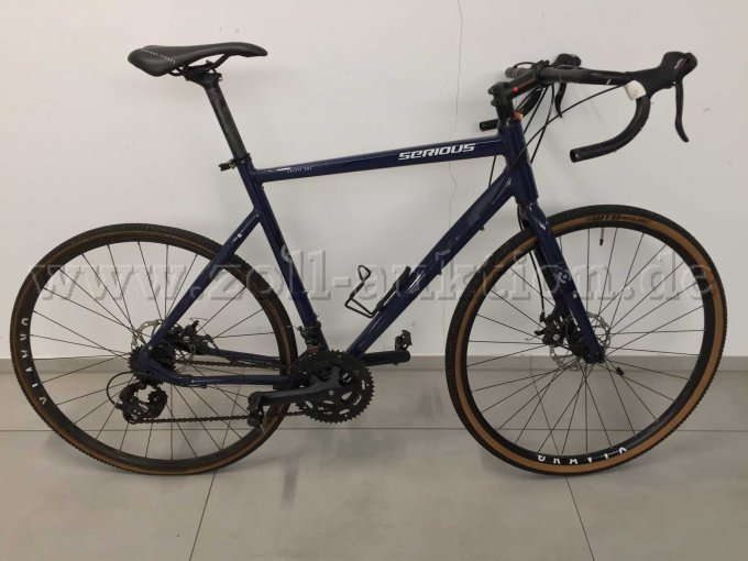 Rennrad Serious Seitenansicht rechts