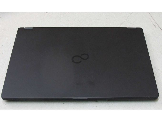 U757 zugeklappt