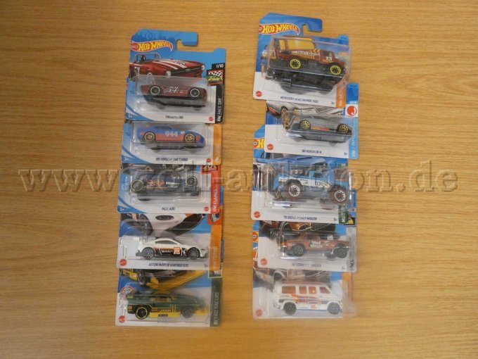 10 Hot Wheels