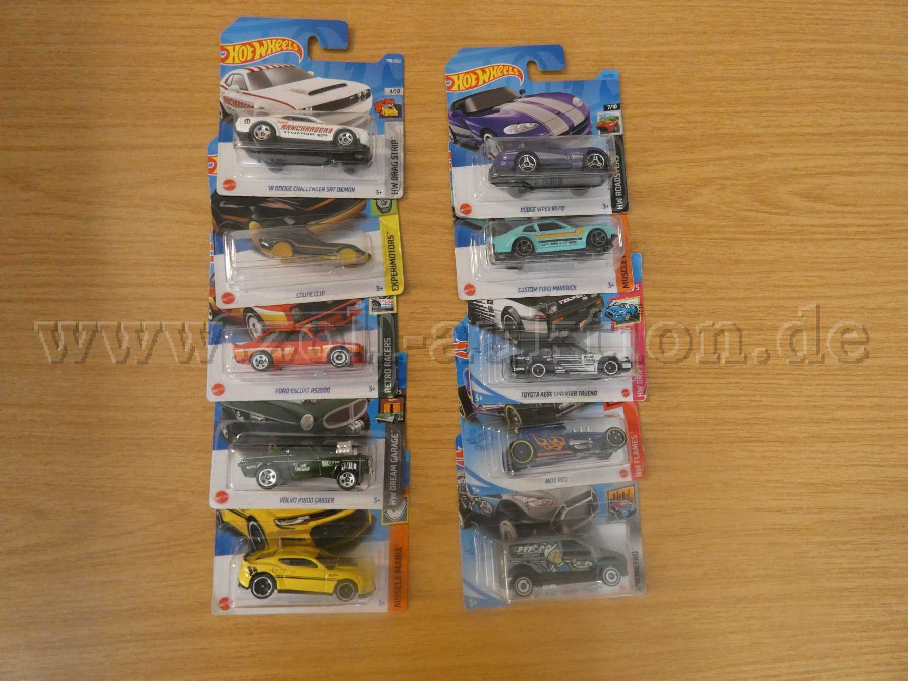 10 Hot Wheels