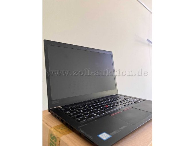 Lenovo Notebook T480s Seitenansicht geöffnet
