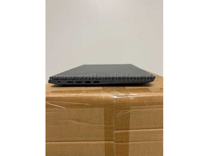 linke Seite eines Notebooks mit sichtbaren Anschlüssen.