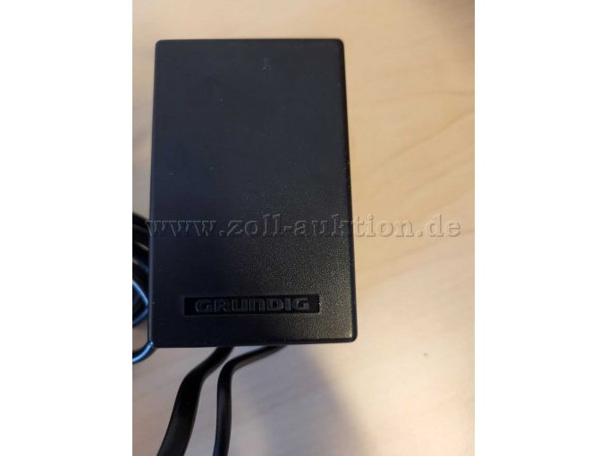 Netzteil mit Herstellename