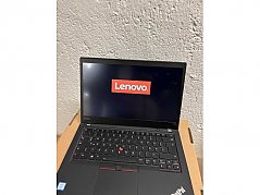 Laptop offen Lenovo