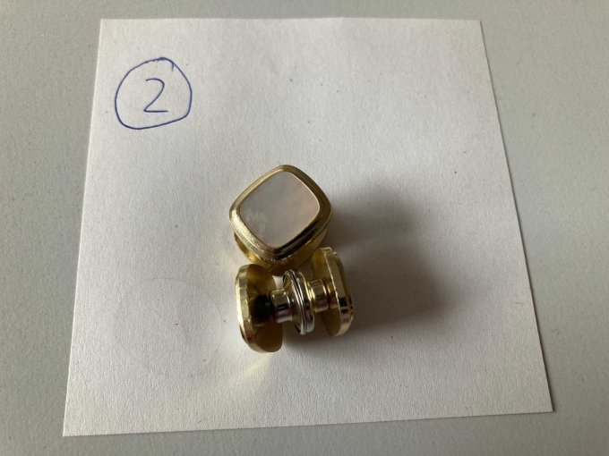 Manschettenknöpfe zu 2)