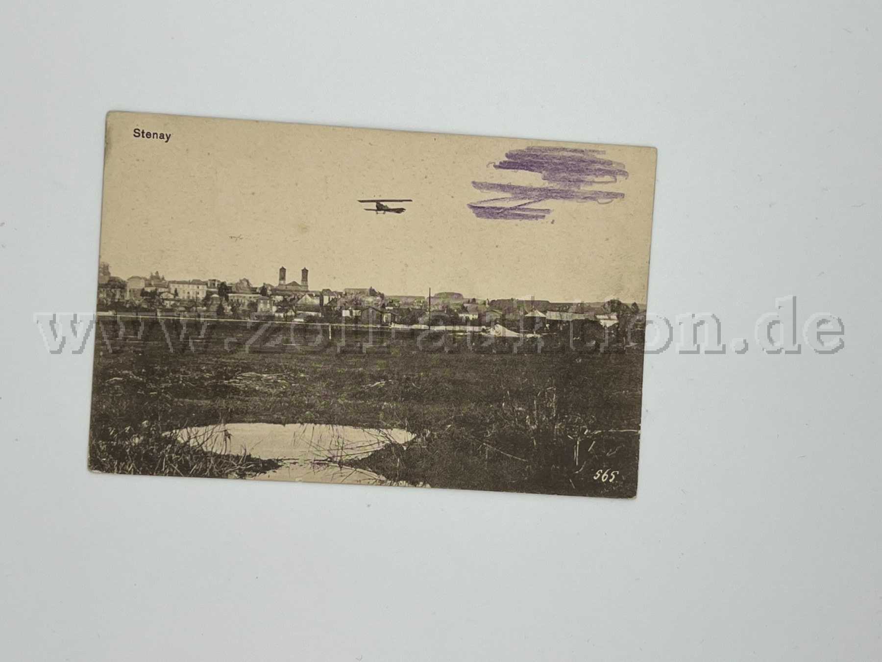 Stenay 
Flugzeug und Landschaft