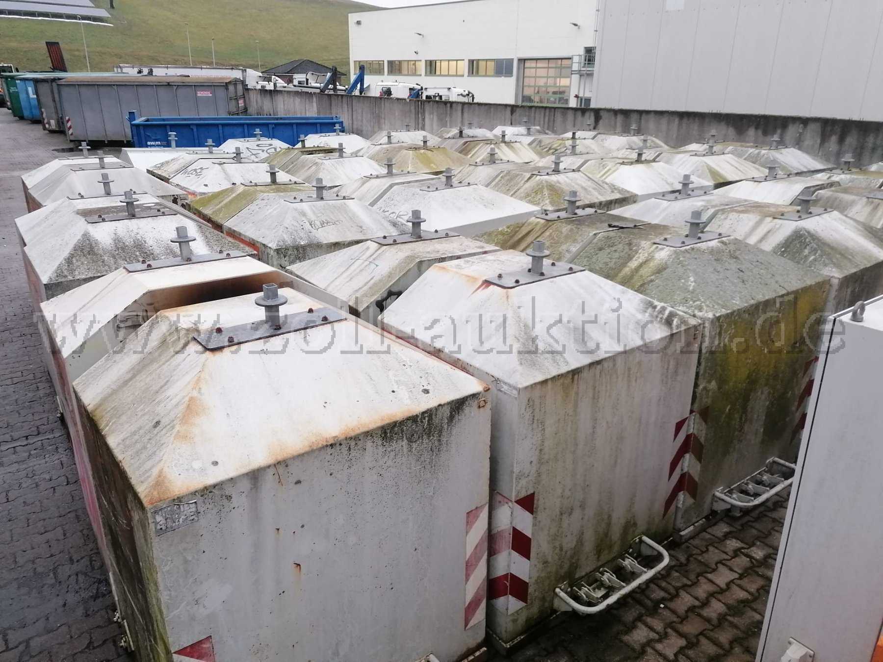 Container