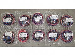 Gesamtansicht der Stromversorgungskabel