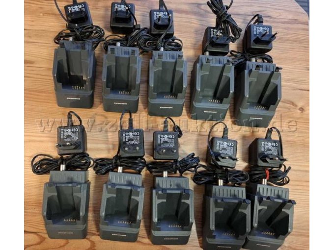 Gesamtansicht Ladegräte