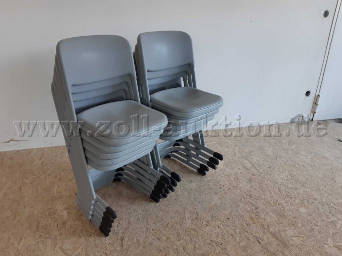 10 Stühle