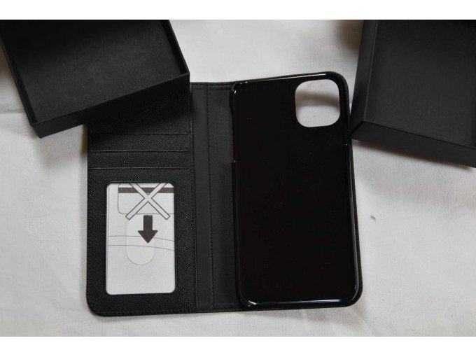 geöffnetes Flip-Side-Cover „Montblanc“ für iPhone