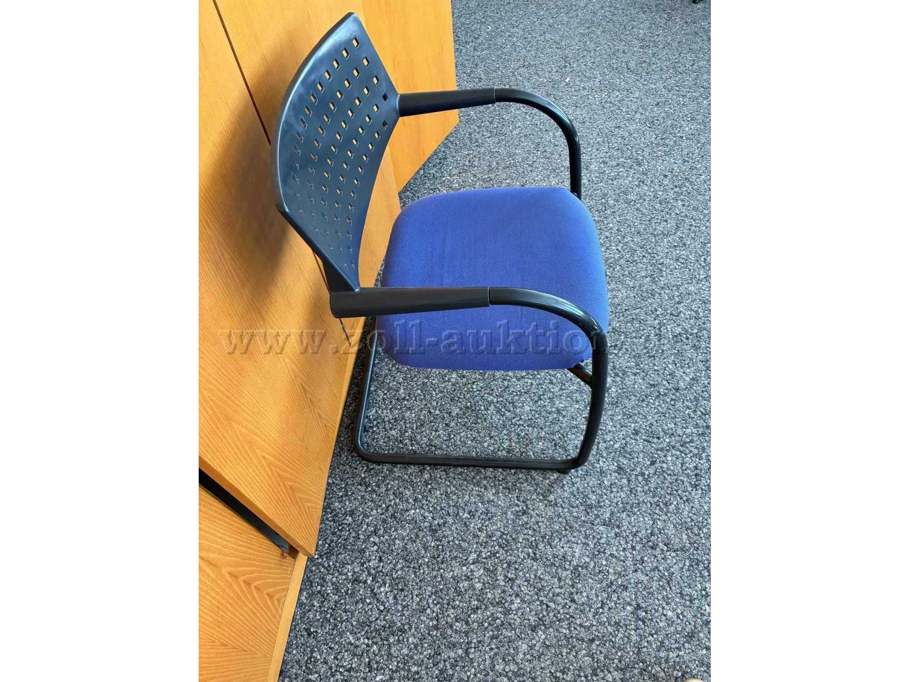 Vitra-Kunststoffrücken-Sitz blau-3
