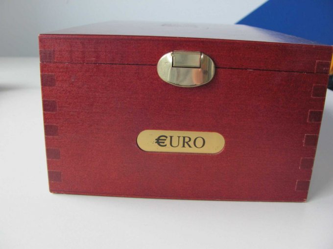 Box Vorderansicht Box Vorderansicht