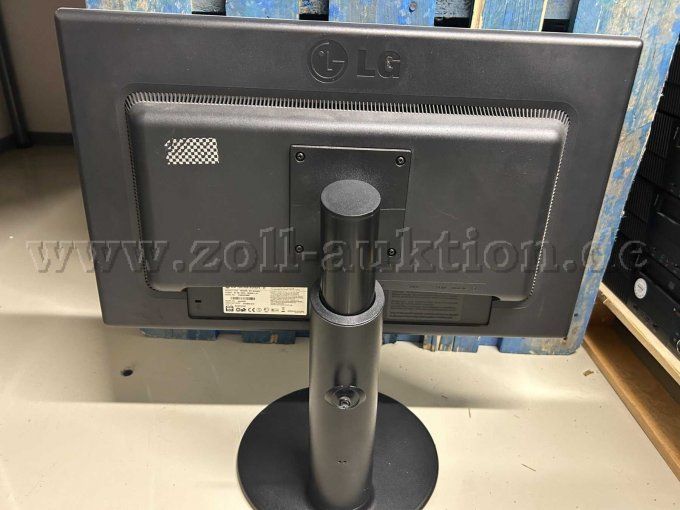 LG W2442PE-SF