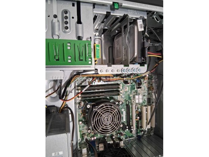 HP 8200 i3 Innenansicht