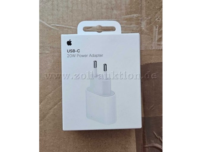 Verpackung von einem Apple USB-C Power Adapter Verpackung von einem Apple USB-C Power Adapter
