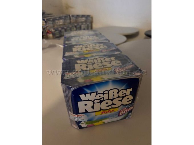 Waschmittel, 4 Kartons zu einer Verpackungseinheit verschweißt