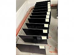 Konvolut-Gesamtansicht fronatal/schräg