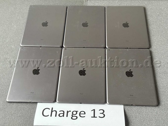 Rückseite von 6 defekten iPads 1/2