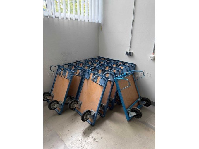 Rollwägen Rollwägen