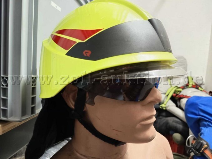 Rosenbauer Helm - Ansicht mit Sonnenschutz