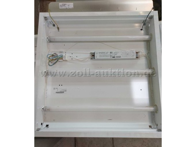 Mit abgenommener Blende