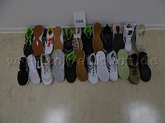Konvolut 12 Paar Sportschuhe 37-40,5