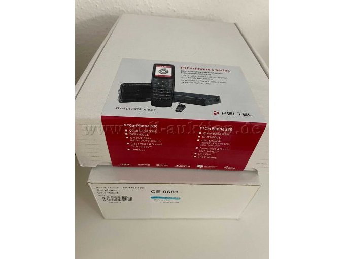 und je 1 Modell im Büro