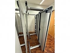 Schreibtische, Rückansicht