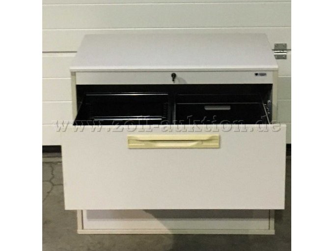 Schubladenschrank offen