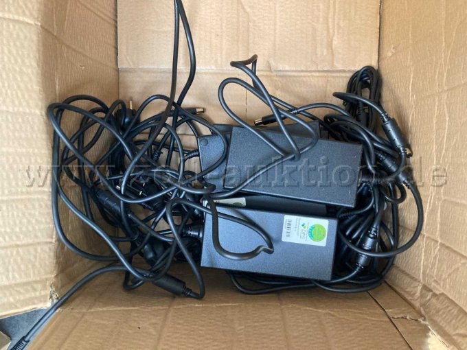 14 Dell-dockingstation WD 19 TB/ WD 22 TB4 incl. 10x 180 W-voedingsadapter – foto 10 – kavel bij Zoll-Auktion, Gelsenkirchen