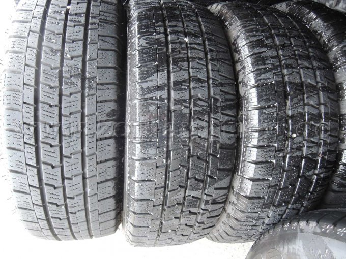 Goodyear 
225/70R15