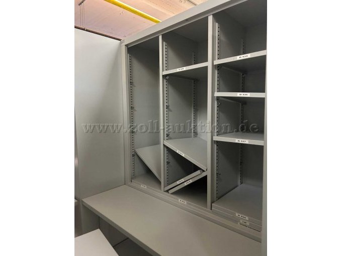 3. Schrank