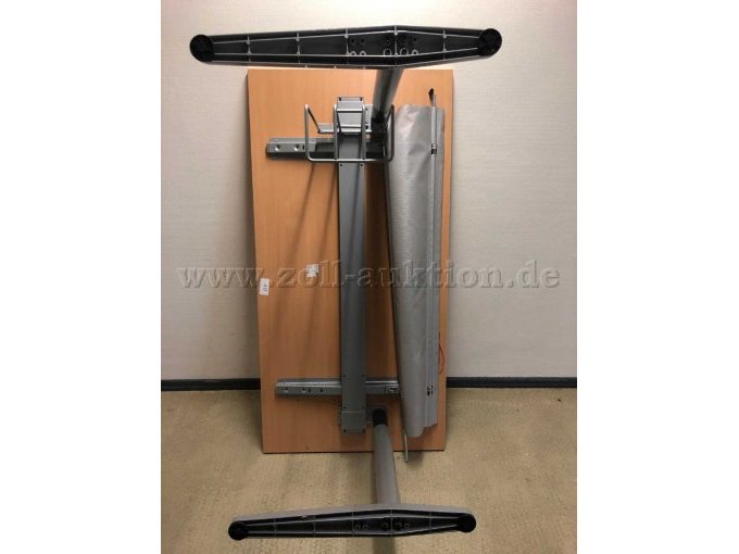 Unterseite des Tisches