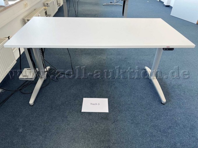 Tisch von vorne