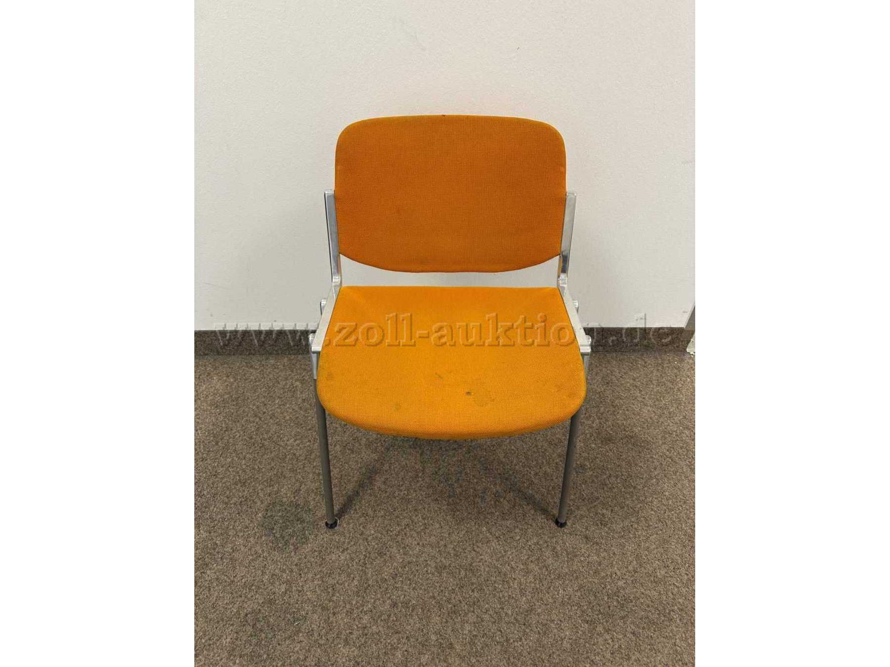 15_Besucherstühle_Castelli_Bild1