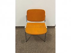 15_Besucherstühle_Castelli_Bild1