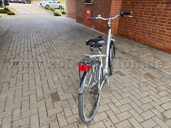 Ansicht des Damenfahrrades von hinten