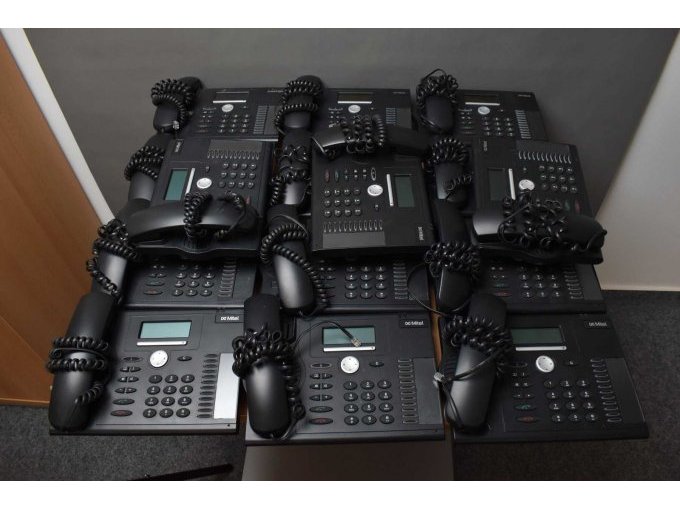Mitel / Aastra 5370IP Telefon
Gesamtansicht