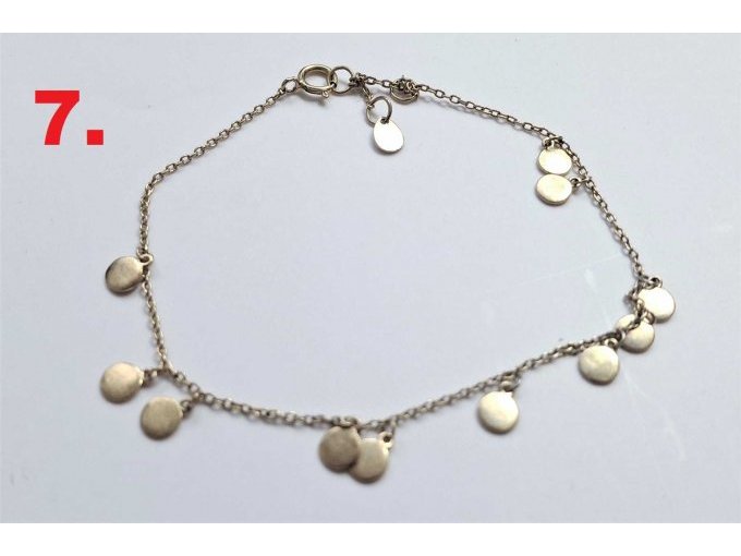 7. ROSÉ MARIE, Armbändchen