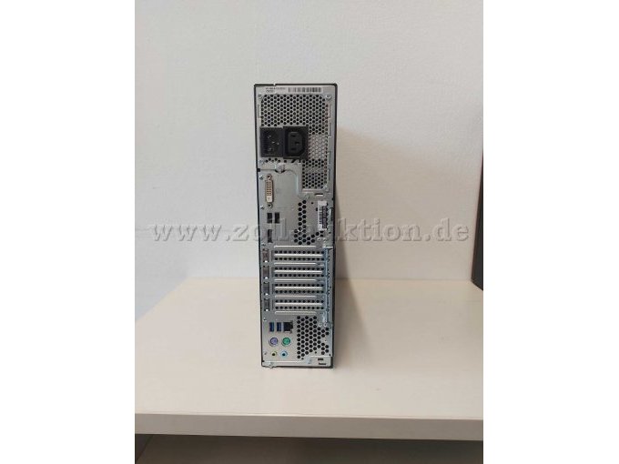 Fujitsu Esprimo D556/E90+ - Rückansicht