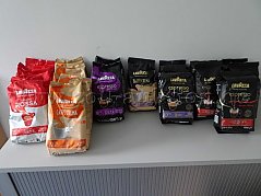 Gesamtansicht aller Auktionsgegenstände