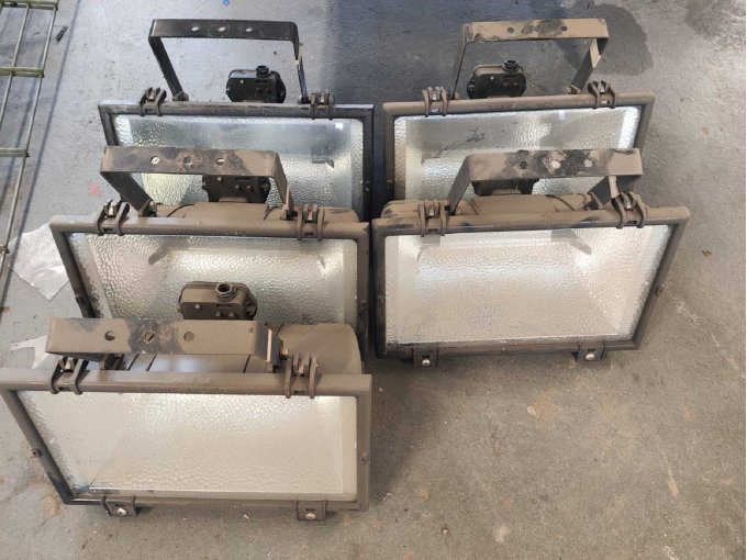 5 Halogenstrahler Max 1500 Watt