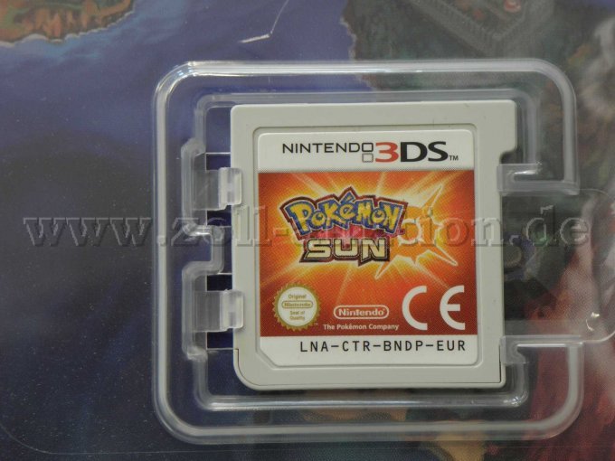 Nintendo 3DS Pokémon Sonne in geöffneter Verkaufsverpackung.