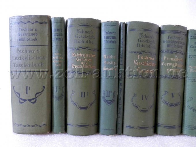 Bücherrücken Detailansicht 1