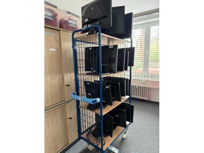 Gesamtansicht Monitore